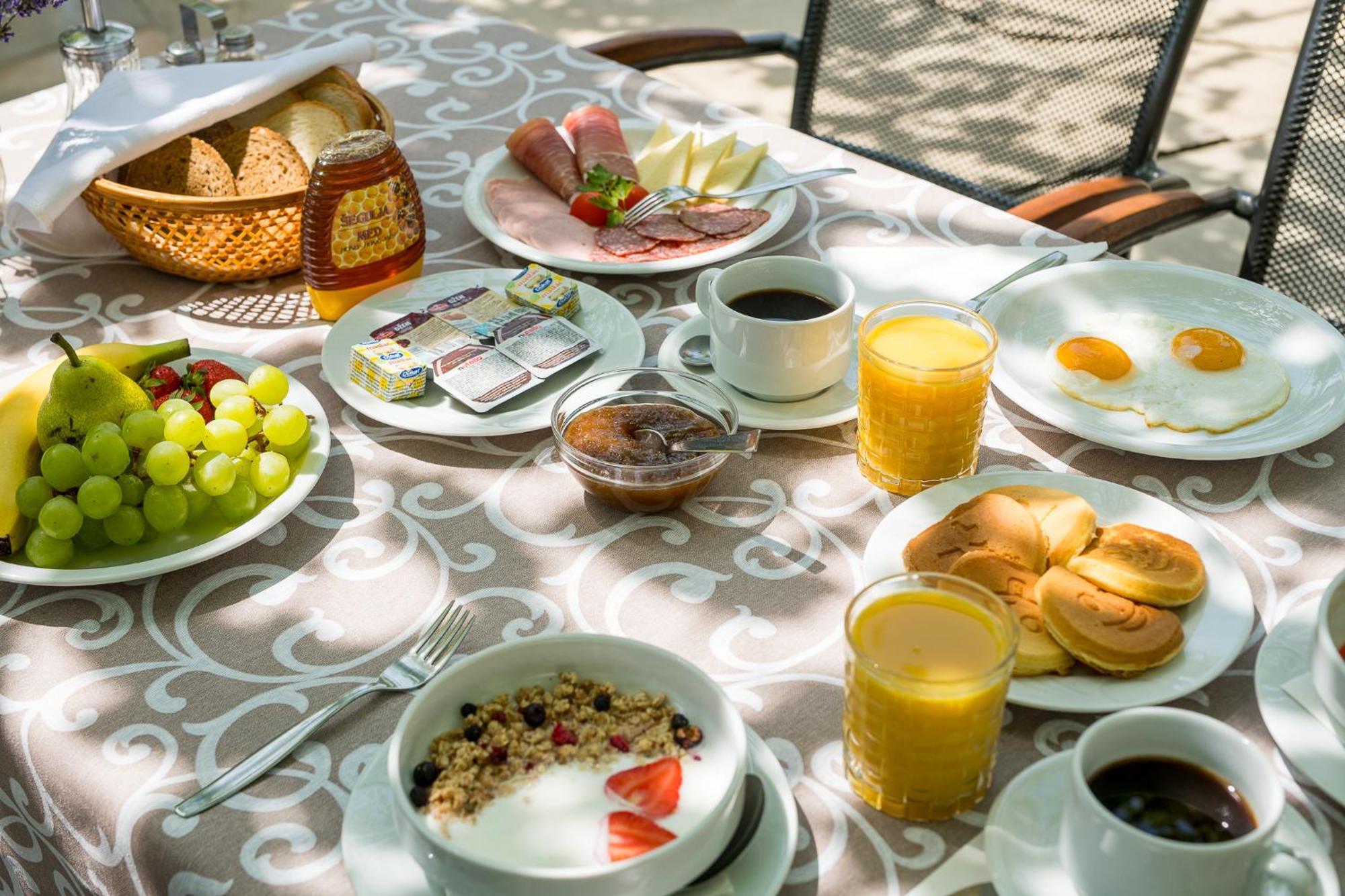 B&B Segulja Малинска Экстерьер фото